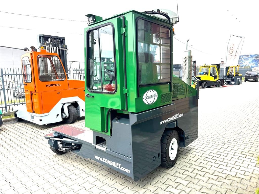 Combilift C4500/ Diesel /Triplex 6000 mm/Air condition 4 yönlü reach truck