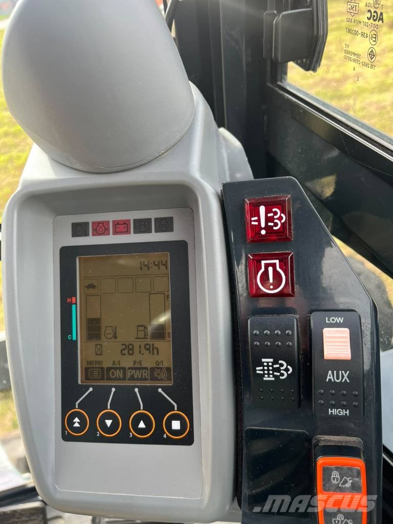 Hitachi ZX65USB-6 Mini excavators < 7t (Mini diggers)