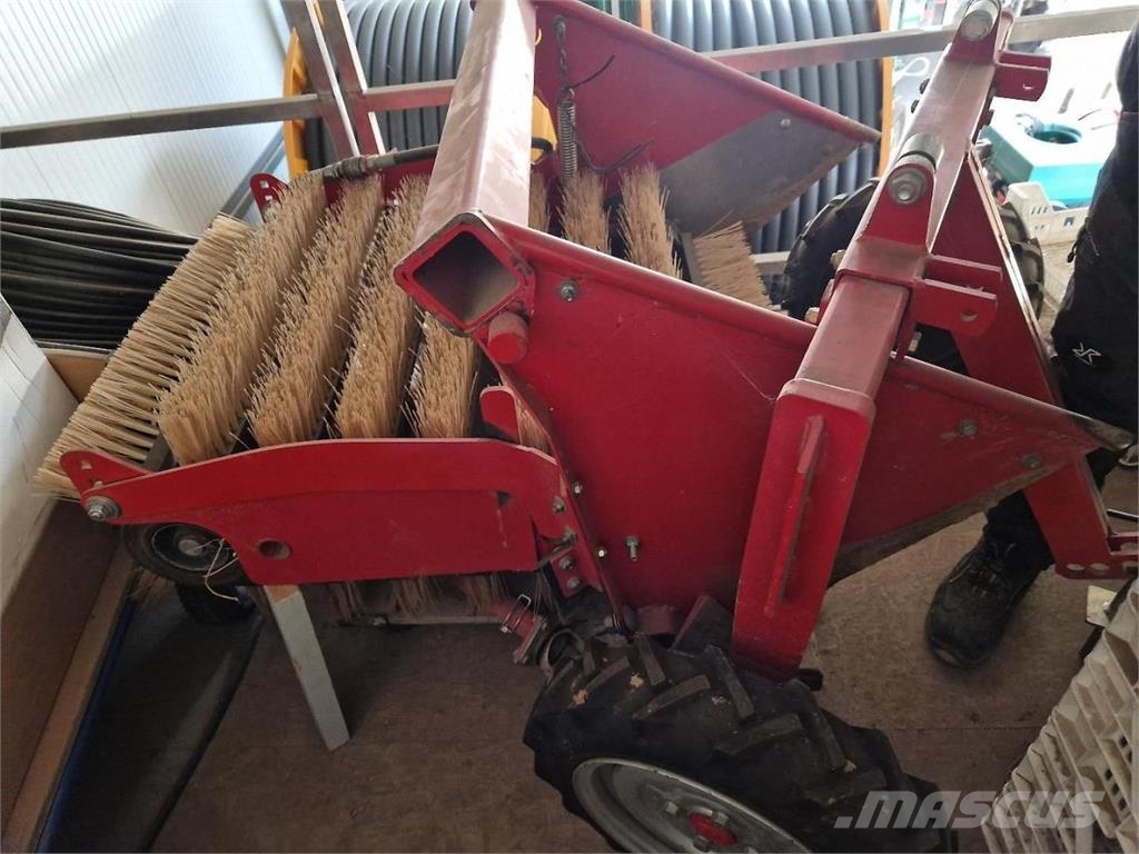 Grimme SE 85-55 / 75-55 UB حفارات وحصادات البطاطس