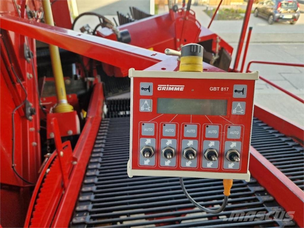 Grimme SE 85-55 / 75-55 UB حفارات وحصادات البطاطس