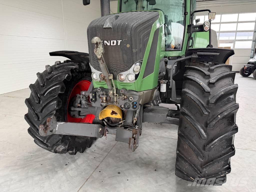 Fendt 828 Vario Profi Tractors