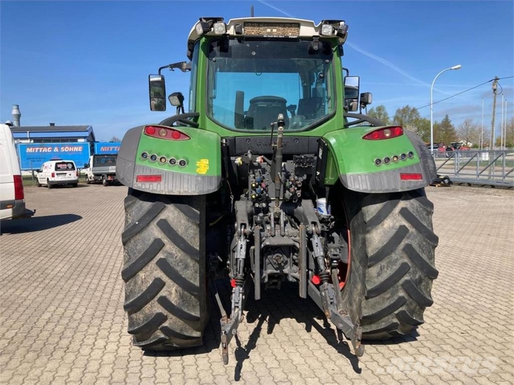 Fendt 724 VARIO Traktoren