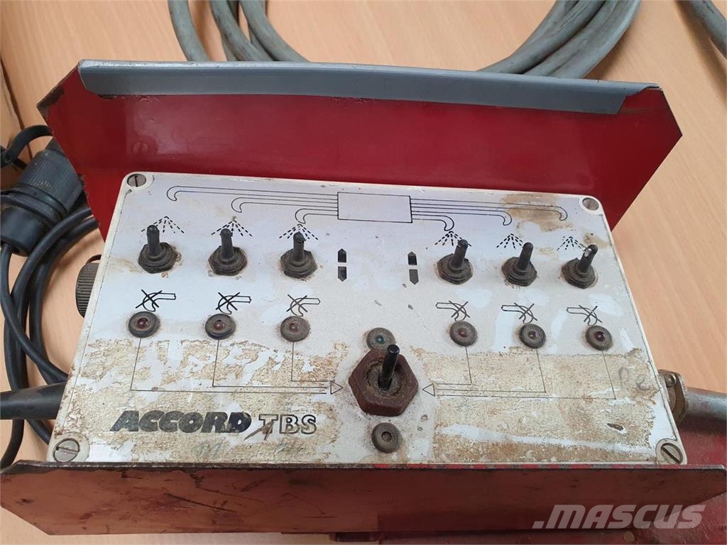Kverneland Accord Turbo 18.02 Διαστρωτήρες ανοργάνων