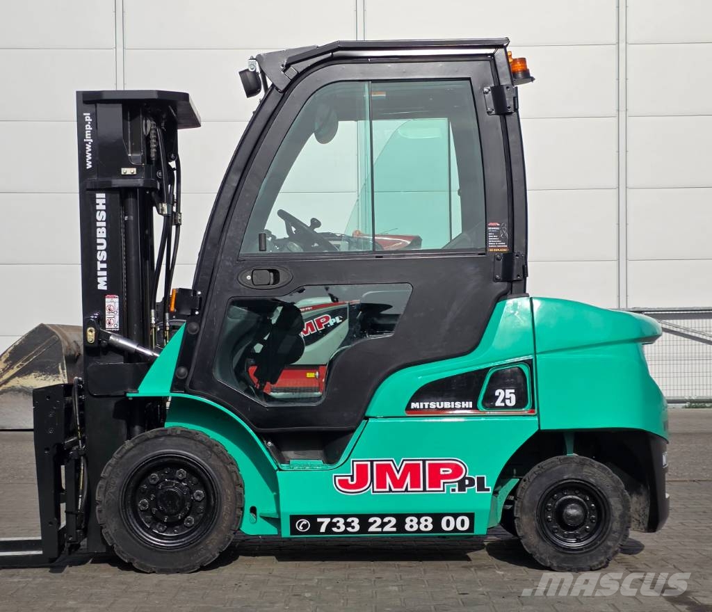 Mitsubishi FD 25 N3 Gasstapler