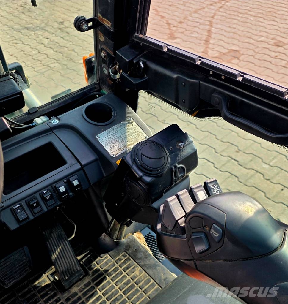 Mitsubishi FD 25 N3 Gasstapler