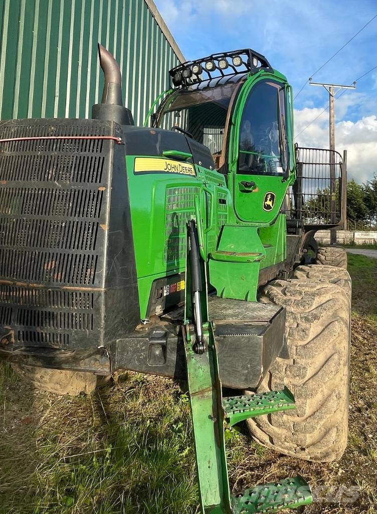 John Deere 1210G Timber Forwarder Forvarderi