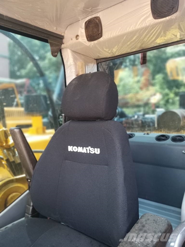 Komatsu PC 360 حفارات زحافة