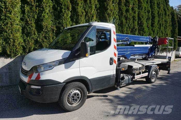 Cela DT25 Ant vilkikų montuojamos kėlimo platformos