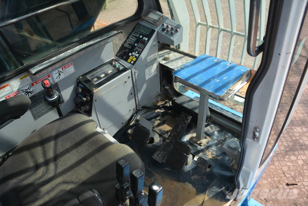 Hitachi Sumitomo SCX 2500 Grúas de oruga