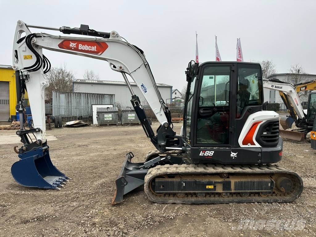 Bobcat E 88 R2 Minibagger 69.900 EUR Midi bageri 7t – 12t
