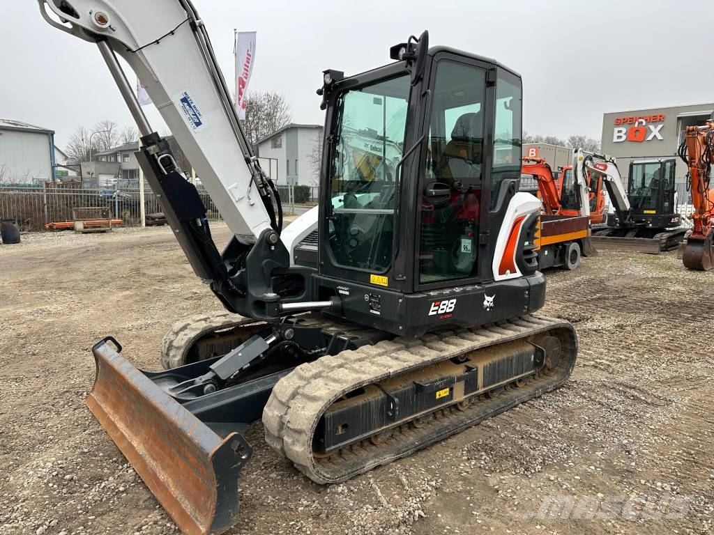Bobcat E 88 R2 Minibagger 69.900 EUR Midi bageri 7t – 12t