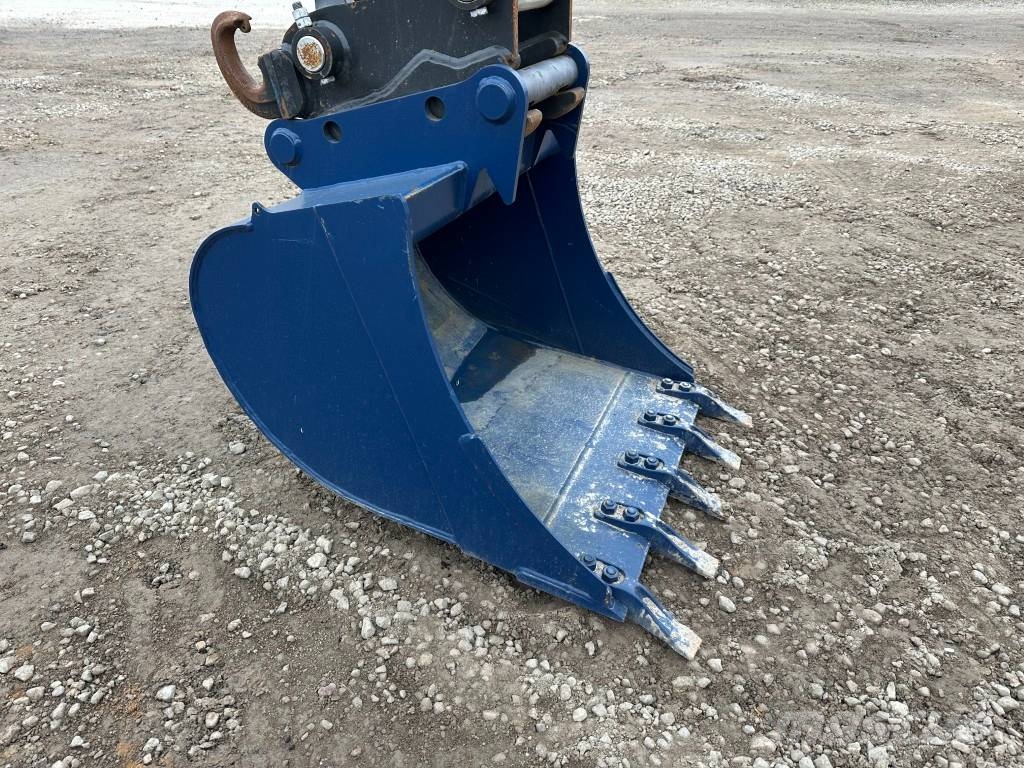 Bobcat E 88 R2 Minibagger 69.900 EUR Midi bageri 7t – 12t