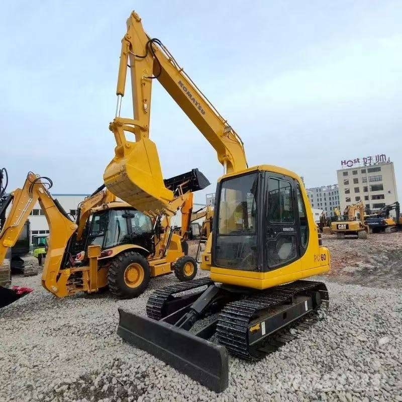 Komatsu PC 60 Mini bagri <7t