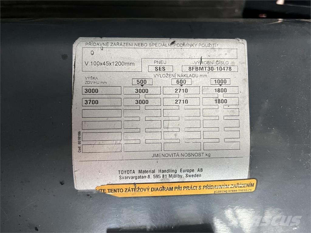 Toyota 8FBMT30 Sähkötrukit
