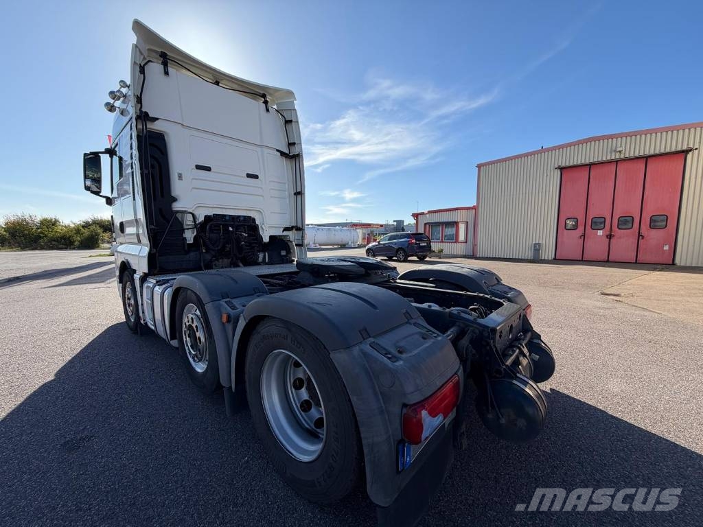 MAN TGX 26.480 6X2/2 BLS Sadulveokid
