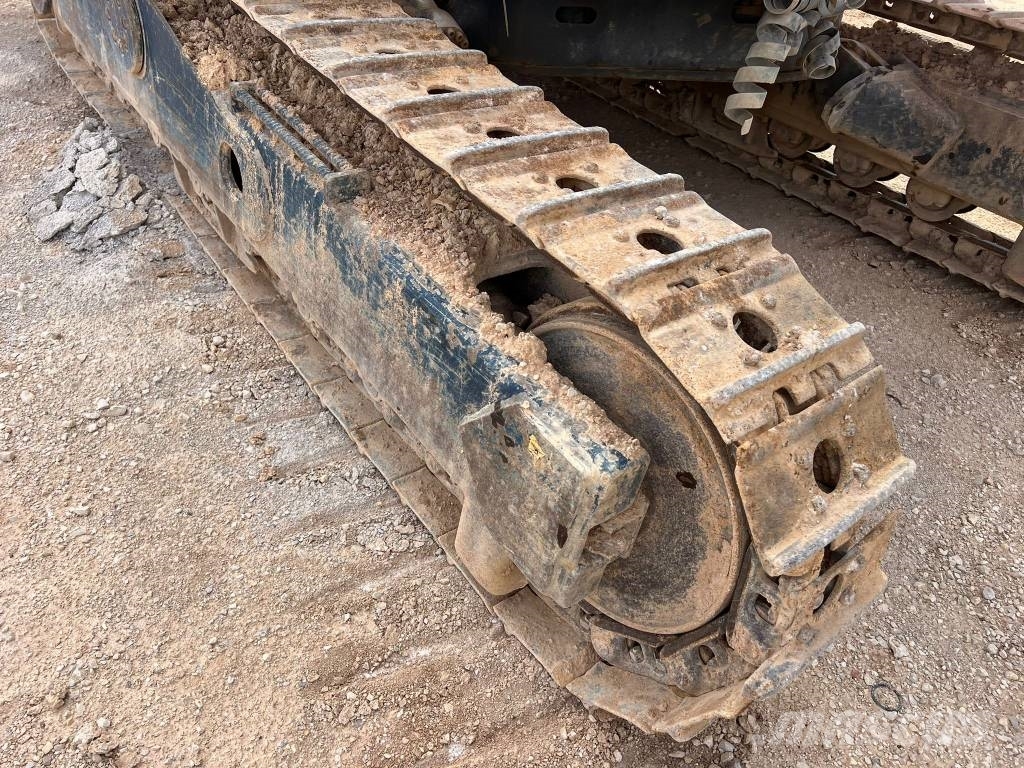 Sandvik DX 800 Perforadora de superficie