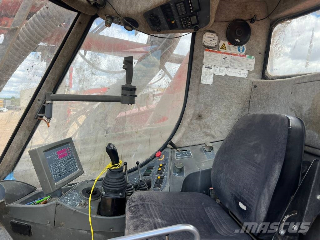 Sandvik DX 800 Perforadora de superficie