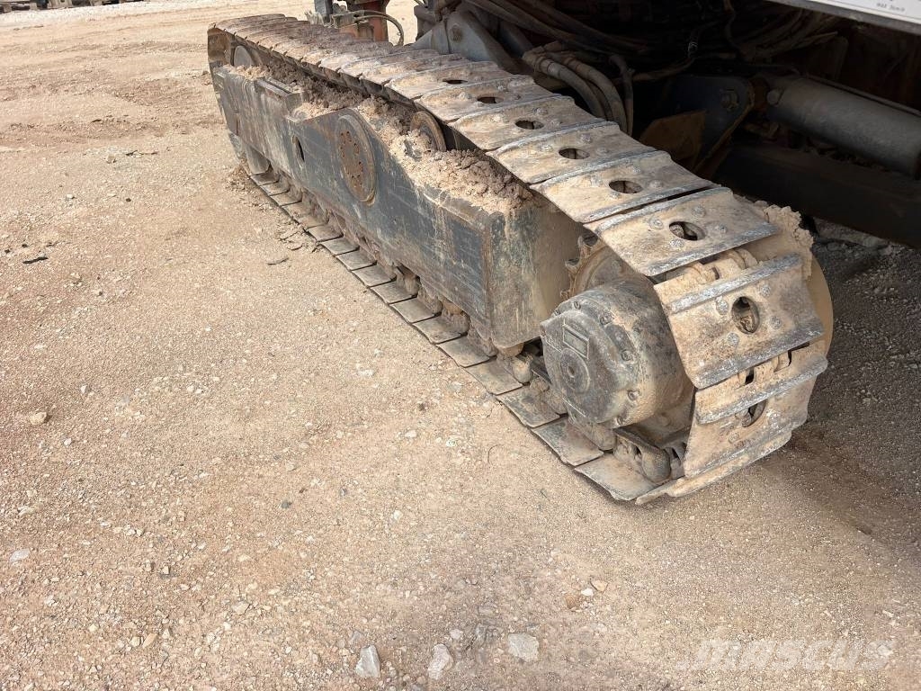 Sandvik DX 800 Perforadora de superficie