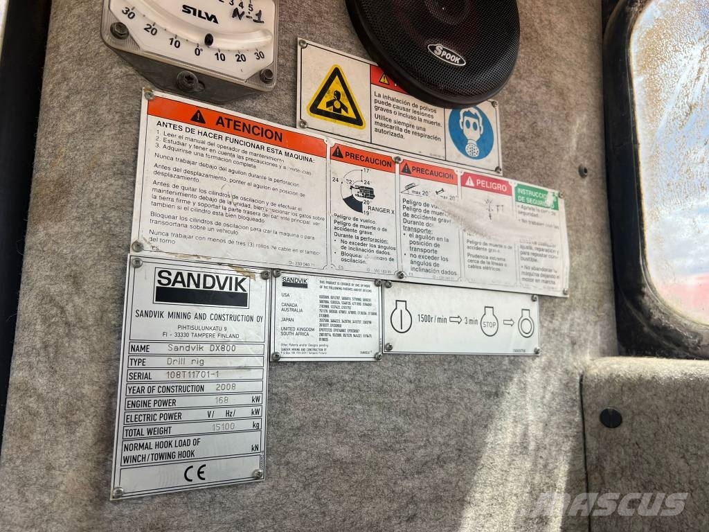 Sandvik DX 800 Perforadora de superficie