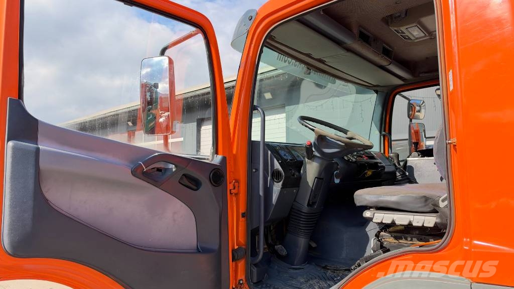 Mercedes-Benz ATEGO 1823 4X2 3 sided Meiller tipper Kipper
