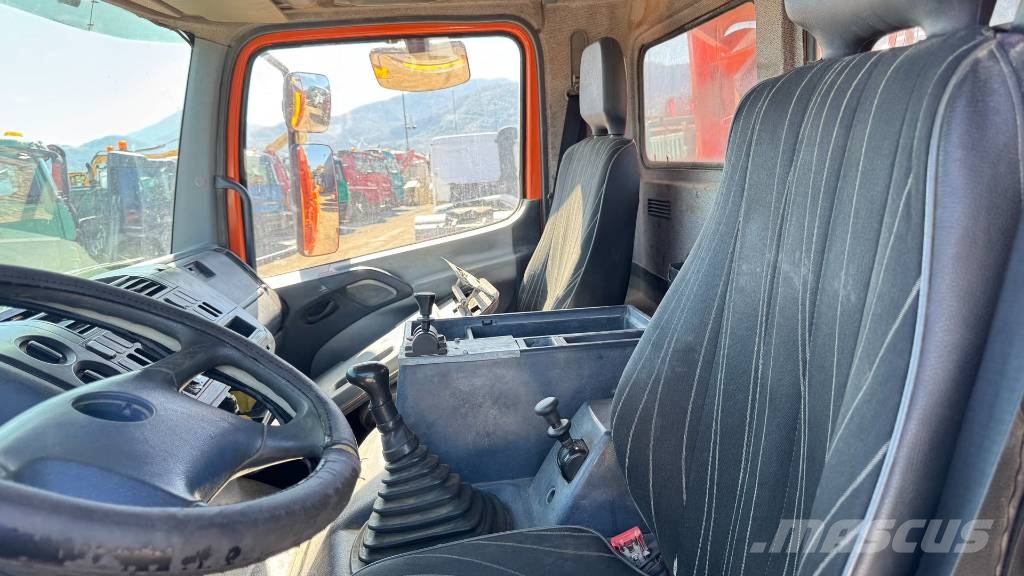Mercedes-Benz ATEGO 1823 4X2 3 sided tipper Kallurid