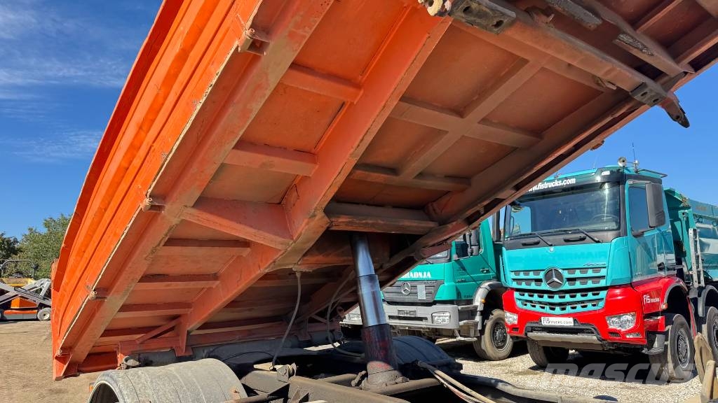 Mercedes-Benz ATEGO 1823 4X2 3 sided tipper Kallurid