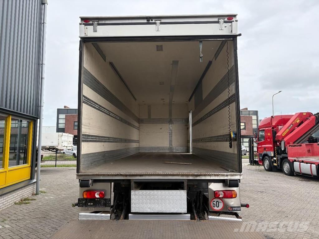 DAF CF 65.300 + LONG BOX 8.60 + LOADLIFT 2500 KG + SMA Tovornjaki zabojniki