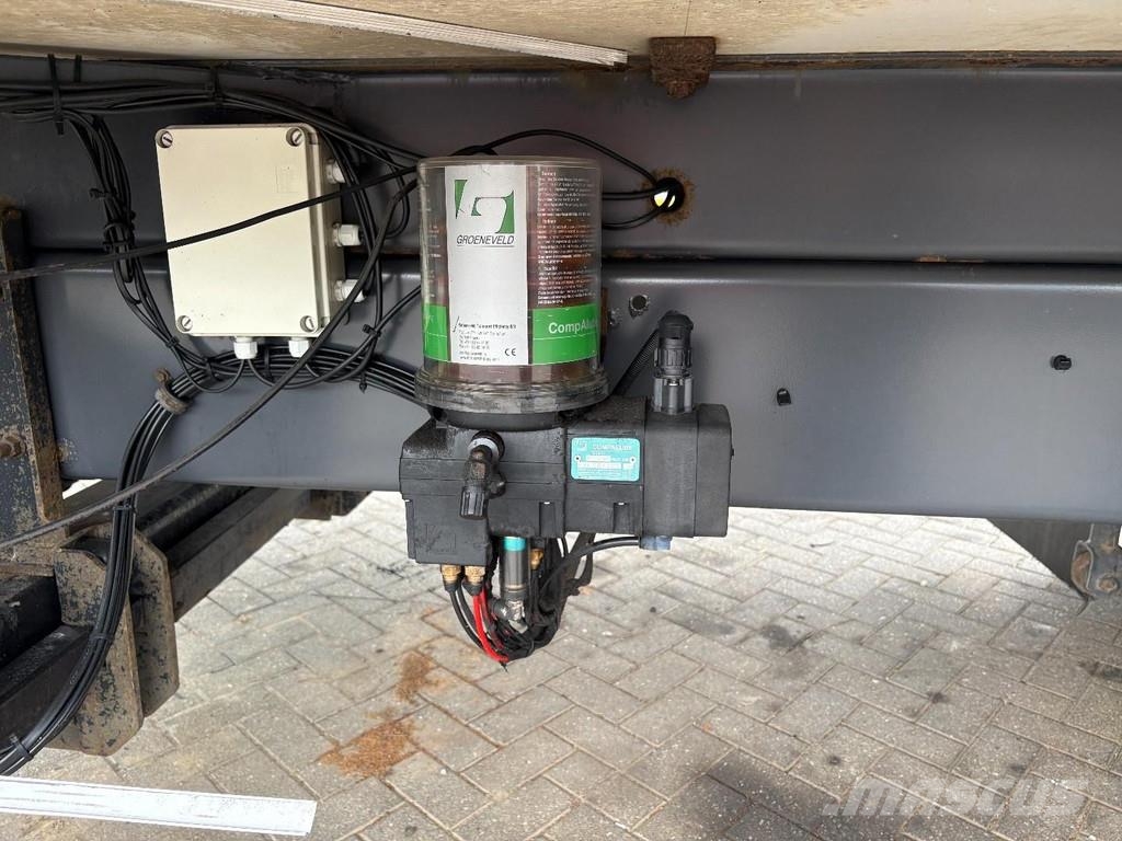 DAF CF 65.300 + LONG BOX 8.60 + LOADLIFT 2500 KG + SMA Tovornjaki zabojniki