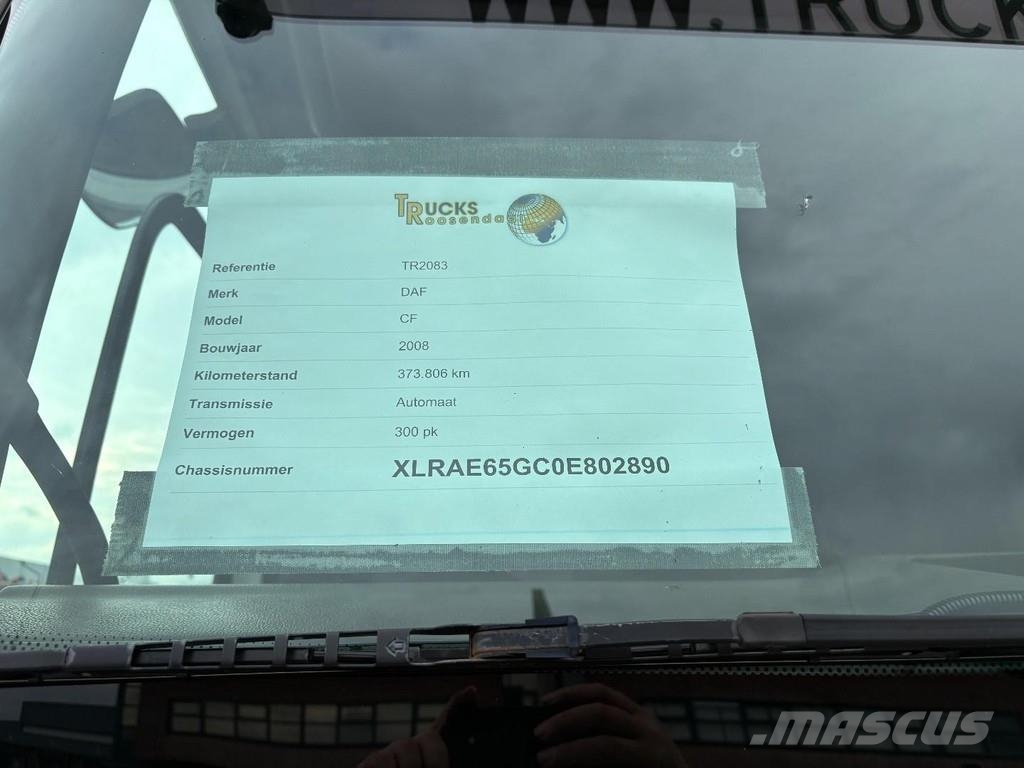 DAF CF 65.300 + LONG BOX 8.60 + LOADLIFT 2500 KG + SMA Tovornjaki zabojniki
