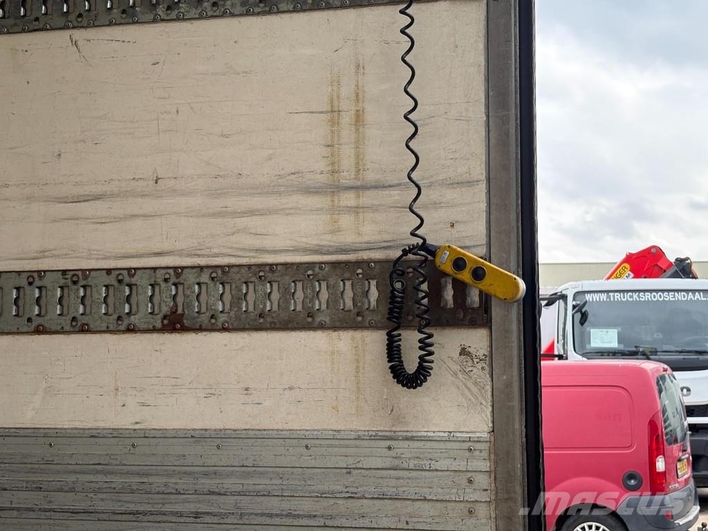 DAF CF 65.300 + LONG BOX 8.60 + LOADLIFT 2500 KG + SMA Tovornjaki zabojniki