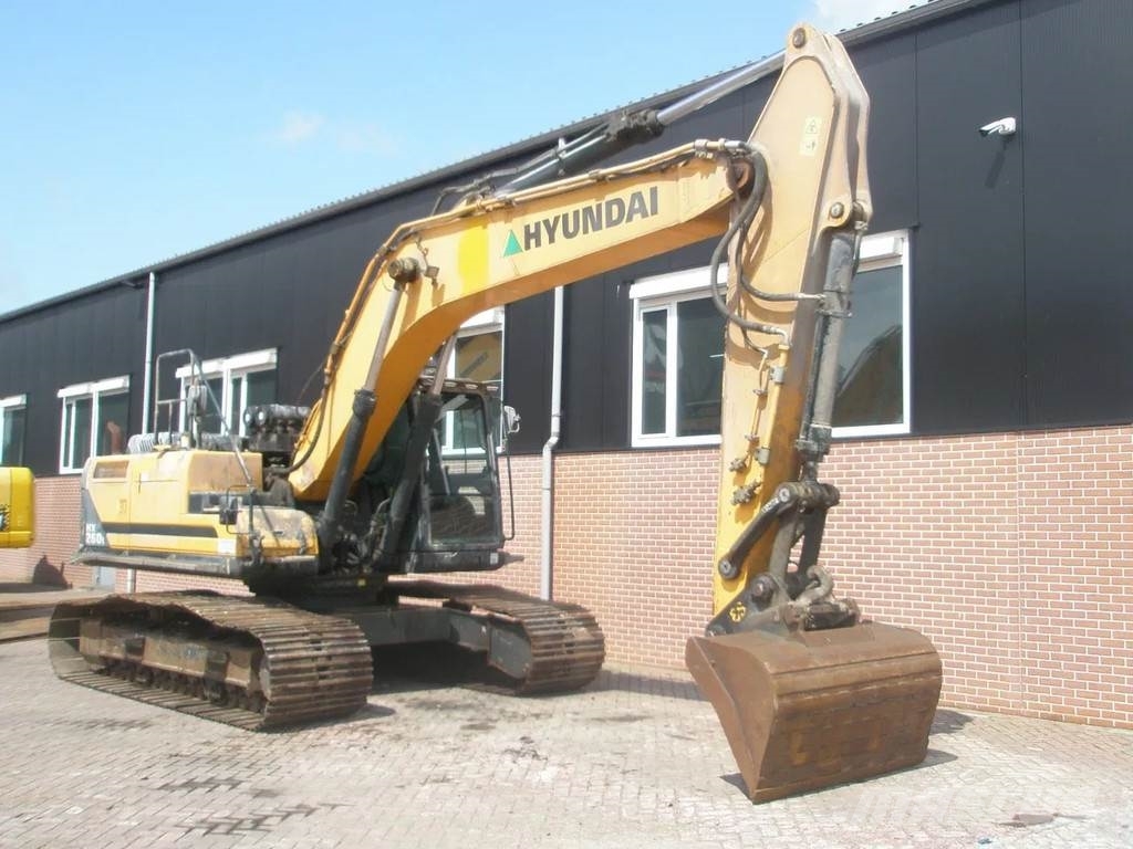 Hyundai HX260LC Гусеничные экскаваторы