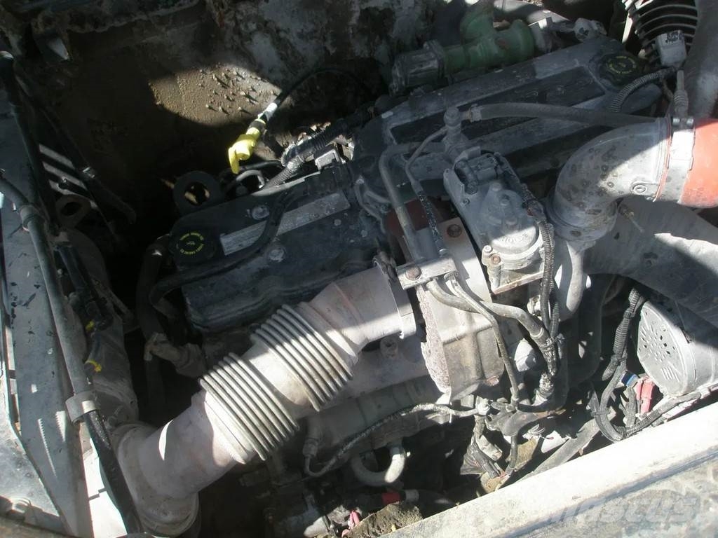Hyundai HX260LC Гусеничные экскаваторы
