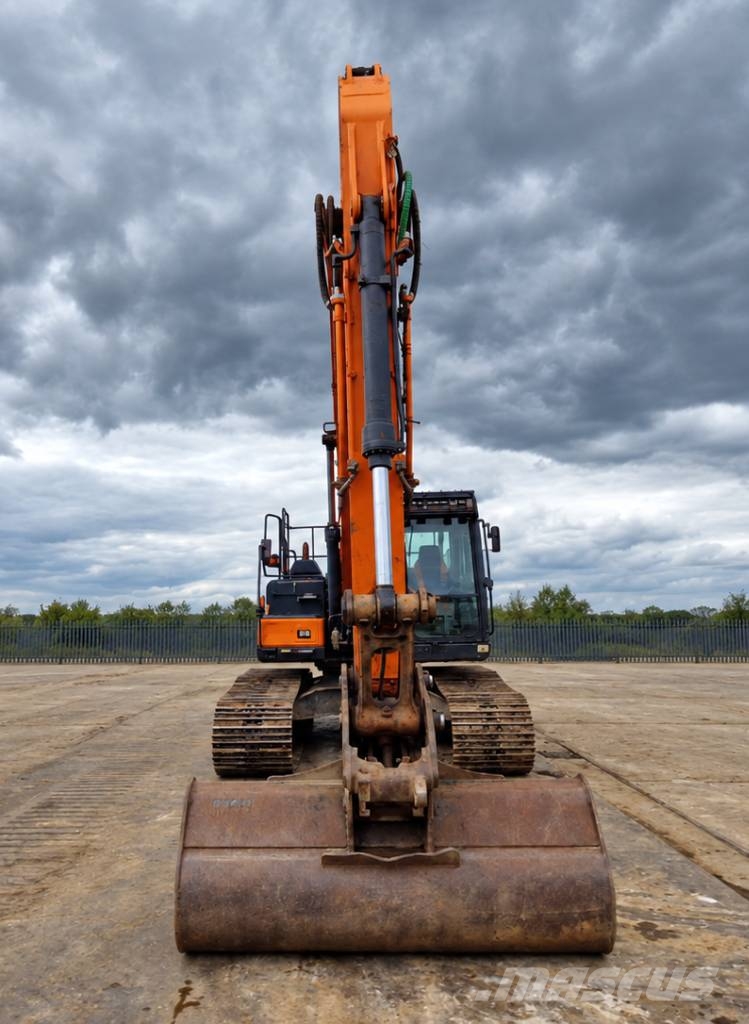 Doosan DX 225 LC-5 حفارات زحافة