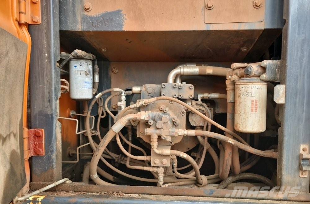 Doosan DX 225 LC-5 حفارات زحافة