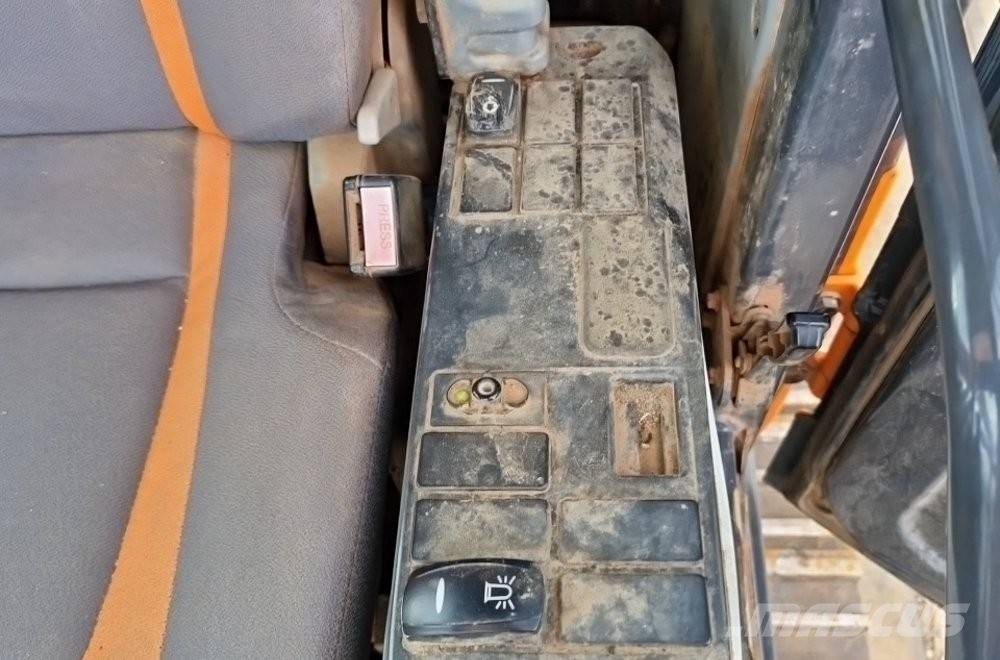 Doosan DX 225 LC-5 حفارات زحافة
