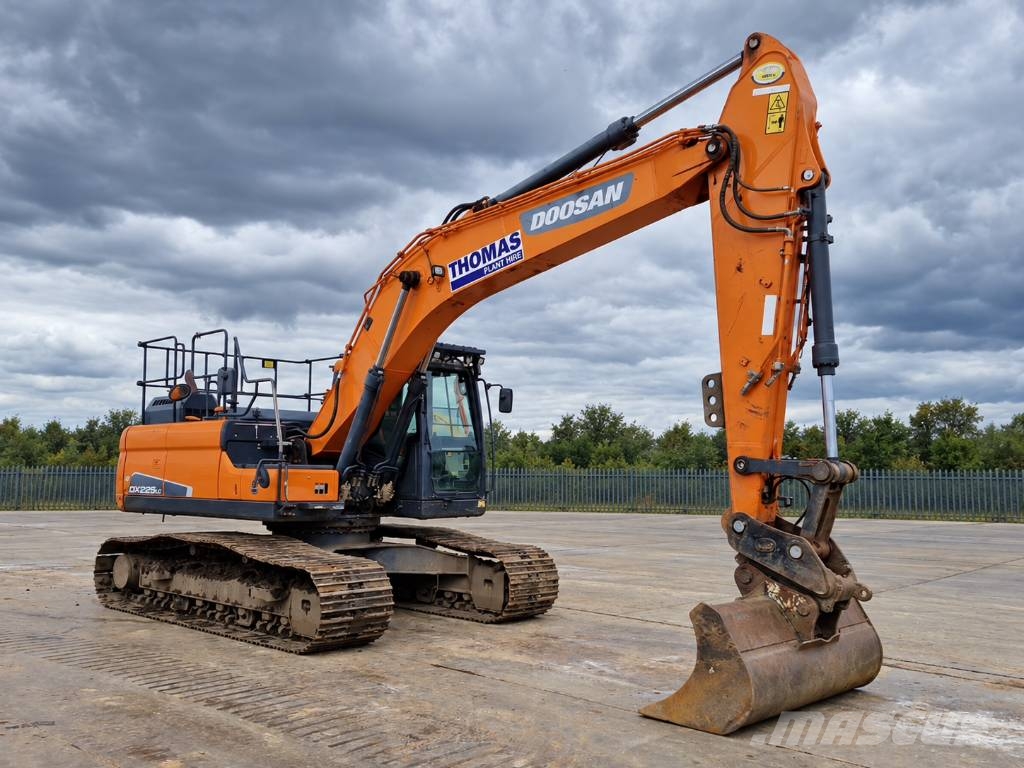Doosan DX 225 LC-5 حفارات زحافة