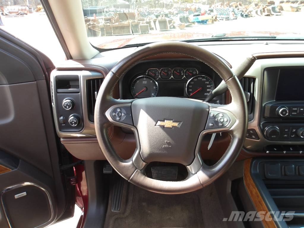 Chevrolet Silverado High Country med 6 Tums höjning Pickup/planbiler