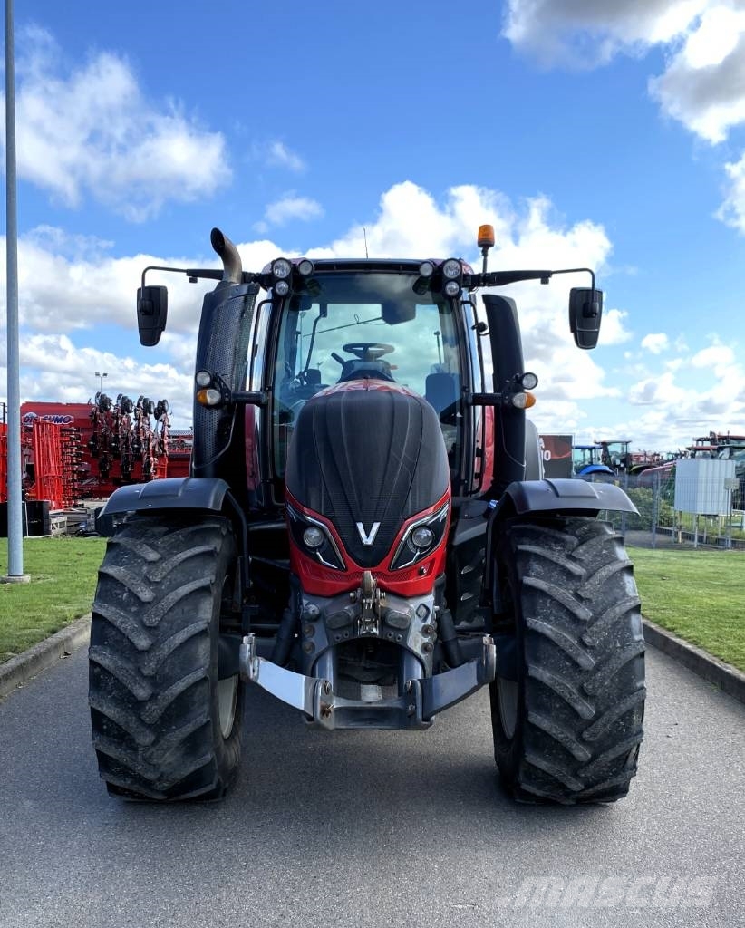 Valtra T 234 A Traktorer