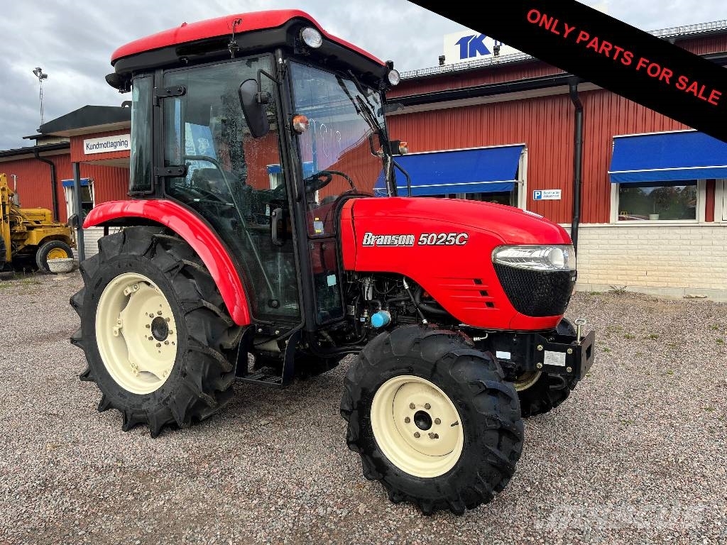 Branson 5025 C Dismantled. Only spare parts Tractors