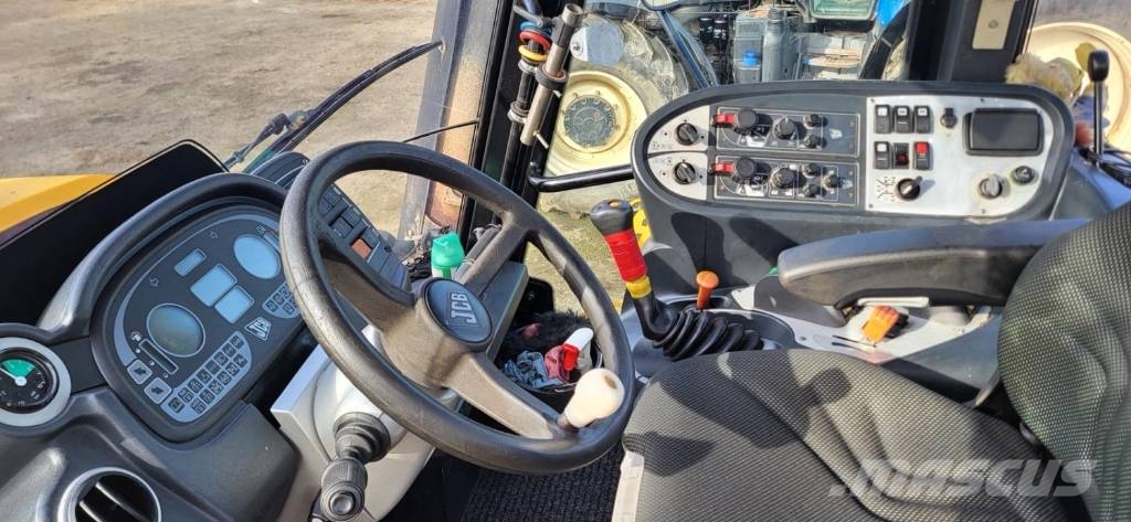 JCB Fastrac 3200 Traktorer