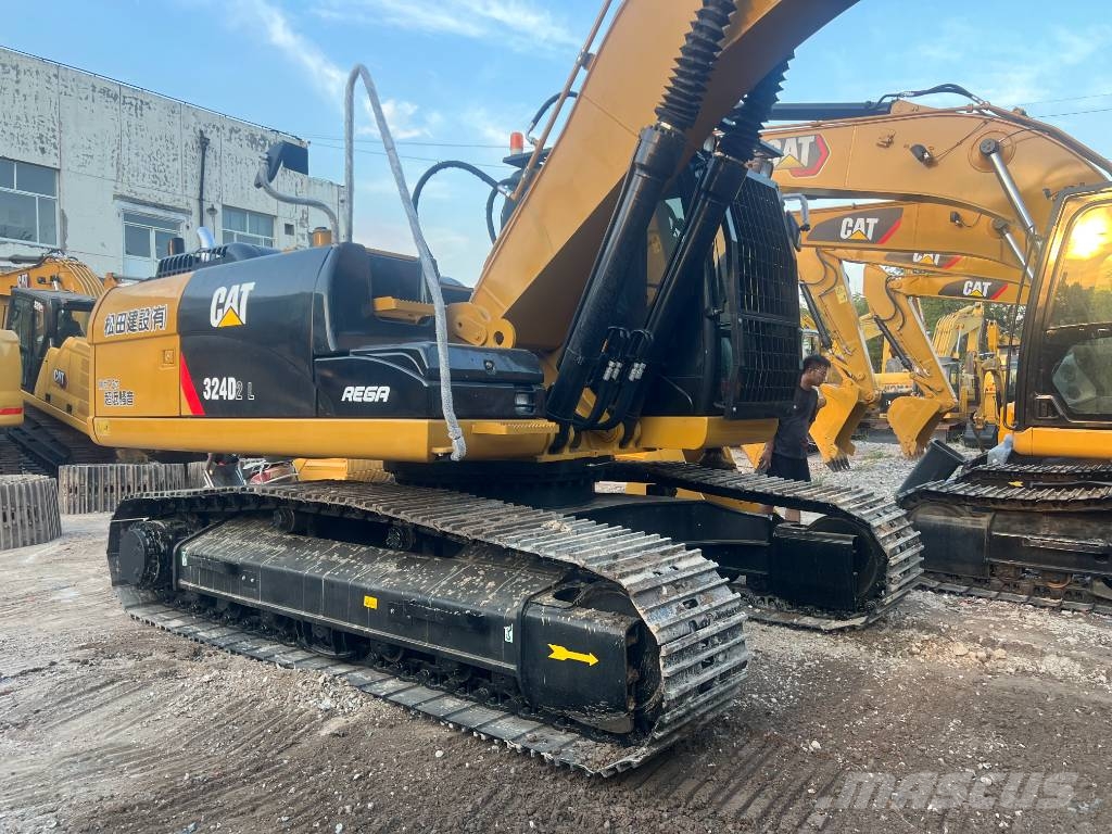 CAT 324D2L 3000 units excavators in stock Telakaivukoneet