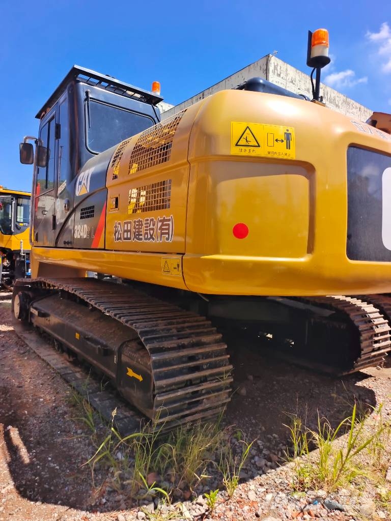 CAT 324D2L 3000 units excavators in stock Telakaivukoneet