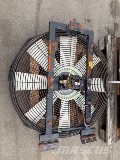 Doosan DL 300-5 USED COOLER 散热器