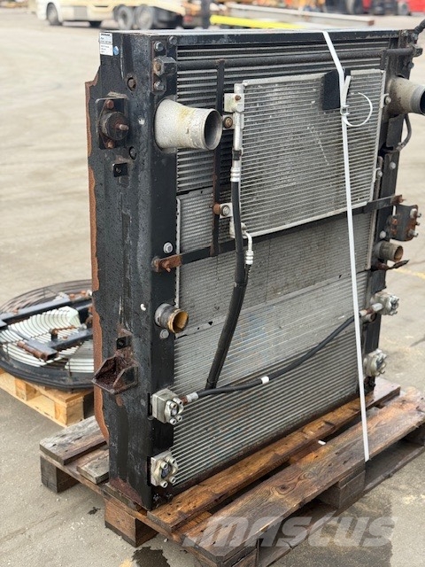 Doosan DL 300-5 USED COOLER 散热器
