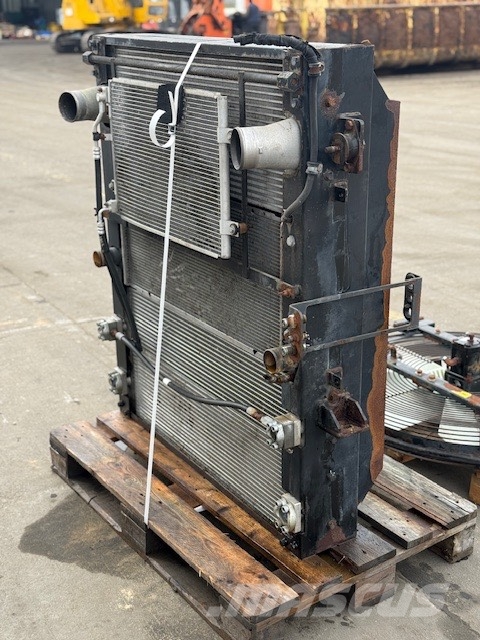 Doosan DL 300-5 USED COOLER 散热器