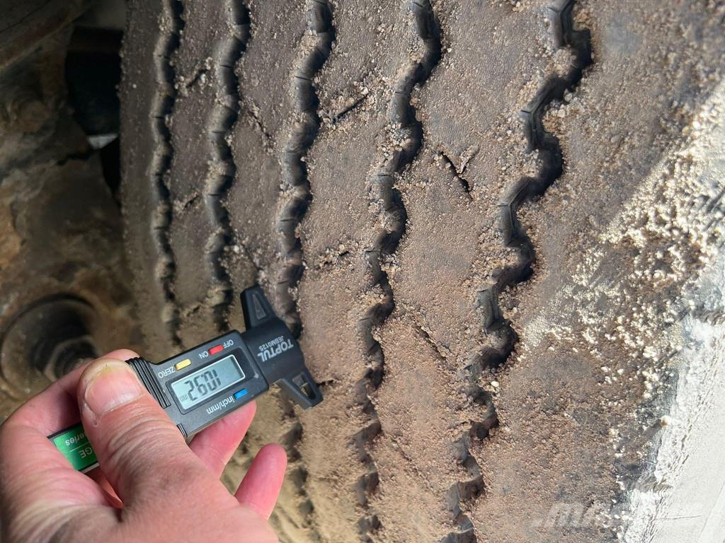 Krone SD SKAP BOX L=13629 mm Polprikolice zabojniki