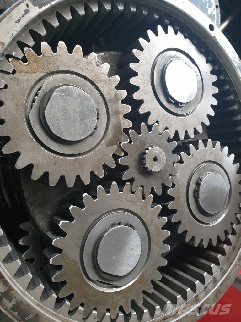 Brevini CTU 2700 USED GEARS FIT PANIEN أجهزة نقل