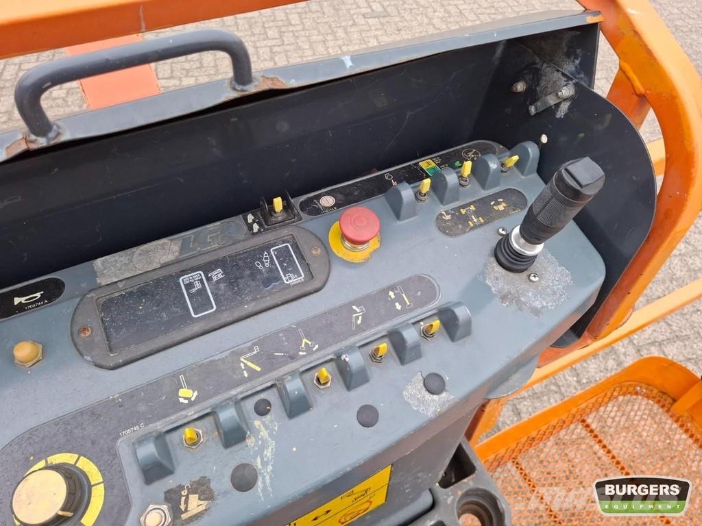 JLG 1200SJP Telescopic boom lifts