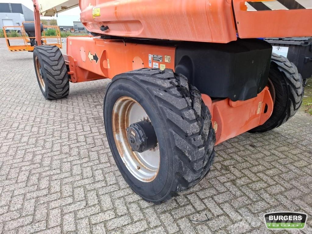JLG 1200SJP Telescopic boom lifts