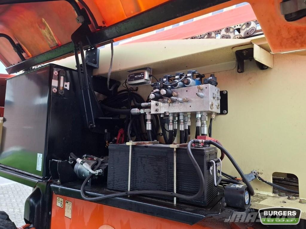 JLG 1200SJP Telescopic boom lifts
